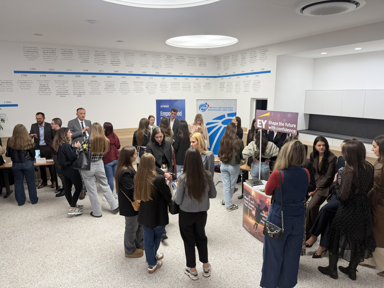 Univerzitet Crne Gore