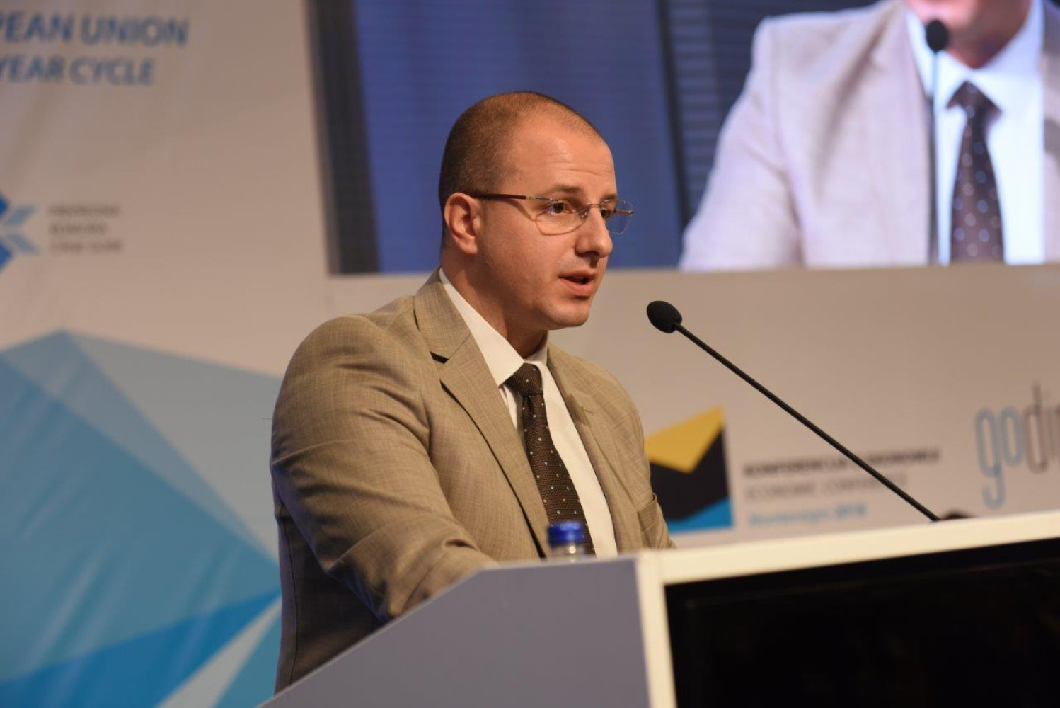 Univerzitet Crne Gore