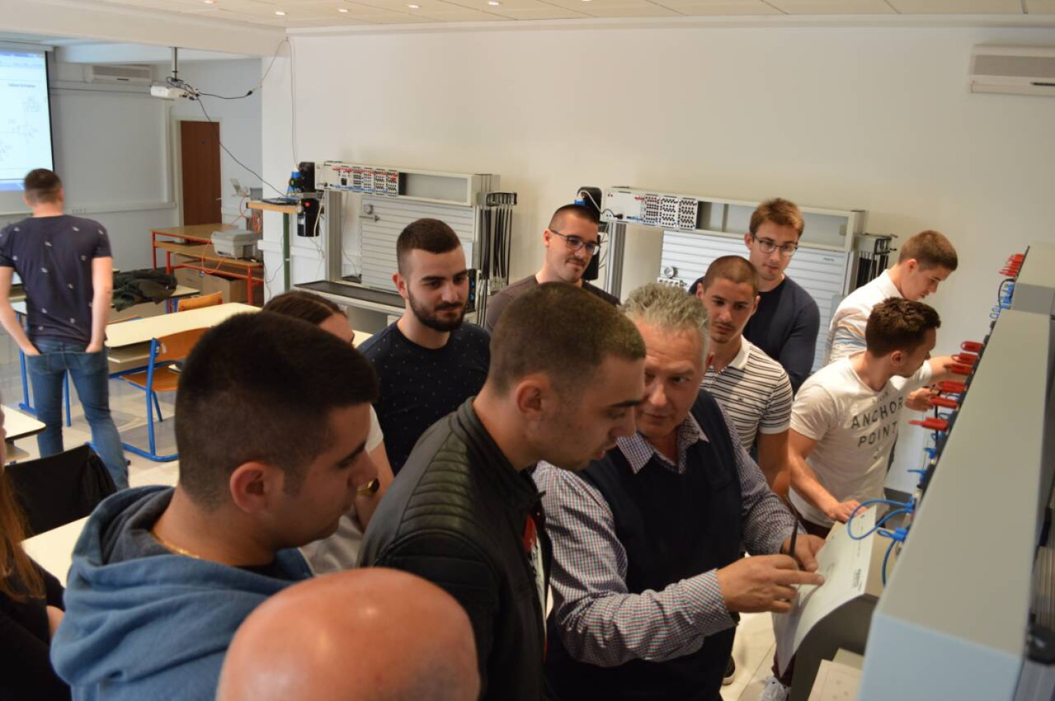 POMORSKI FAKULTET KOTOR
 
 
 
 
 
 Predavaci i studenti posjetili Sveuciliste u Dubrovniku