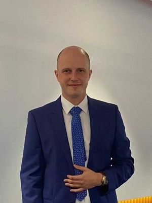 dr Stefan Vujović