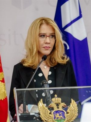 dr Vesna Bratić