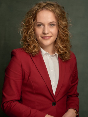 mr Nikolina Tomović