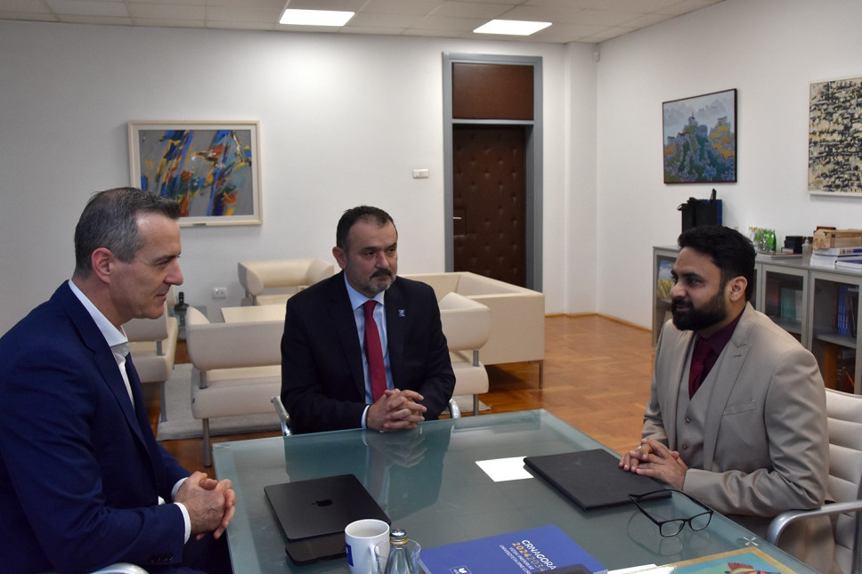 Direktor za međunarodne odnose univerziteta KIIT i KISS iz Indije dr Varun Suthra u posjeti UCG