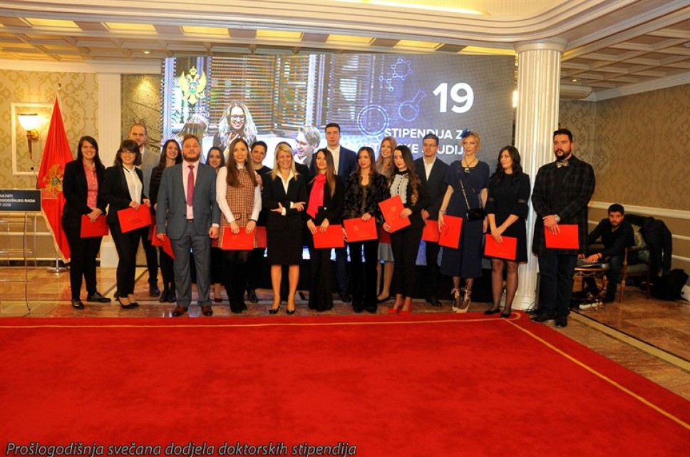 Fourteen Students of PhD Studies of the University of Montenegro Received Scholarships for PhD Research in 2019/20  