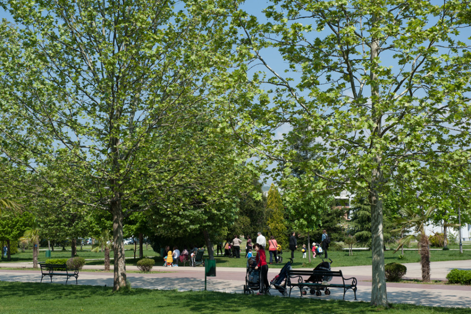 Javni poziv za prikupljanje ponuda za davanje u zakup zemljišta za obavljanje djelatnosti restorana i pokretnih ugostiteljskih objekata
