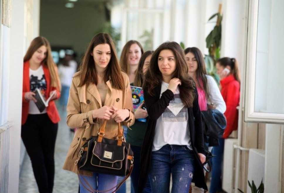 On the University of Montenegro Electronic Submitting of Documentation for Enrolment of Freshmen Starts from Tuesday 30.06.2020 concluding with 02.07.2020 at 16:00 