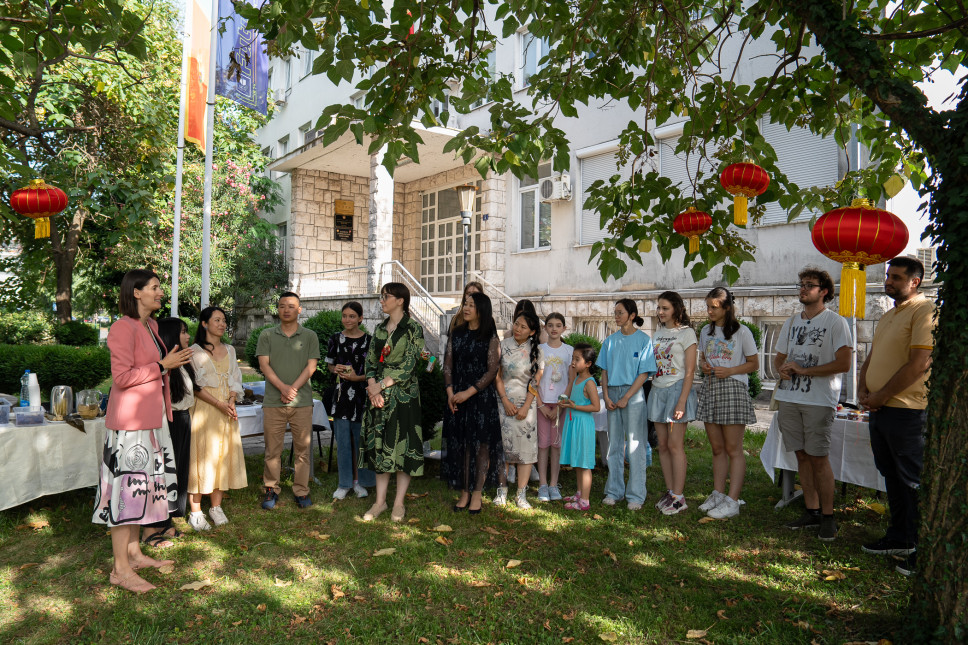 Institut Konfucije organizovao je druženje povodom Festivala zmajevih čamaca 