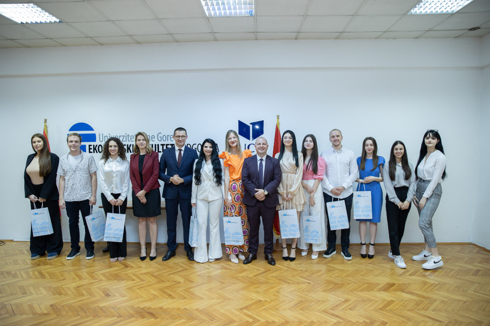 Dan Ekonomskog fakulteta u znaku primopredaje dužnosti dekana i dodjele nagrada najboljim studentima 