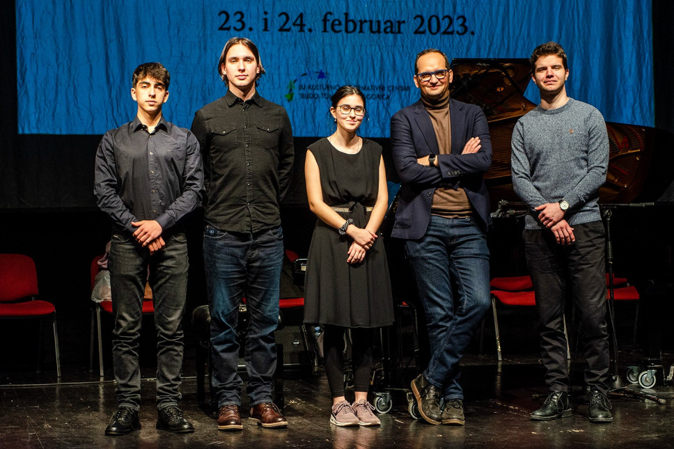 Mladi pijanisti Muzičke akademije UCG na festivalu Forte piano 