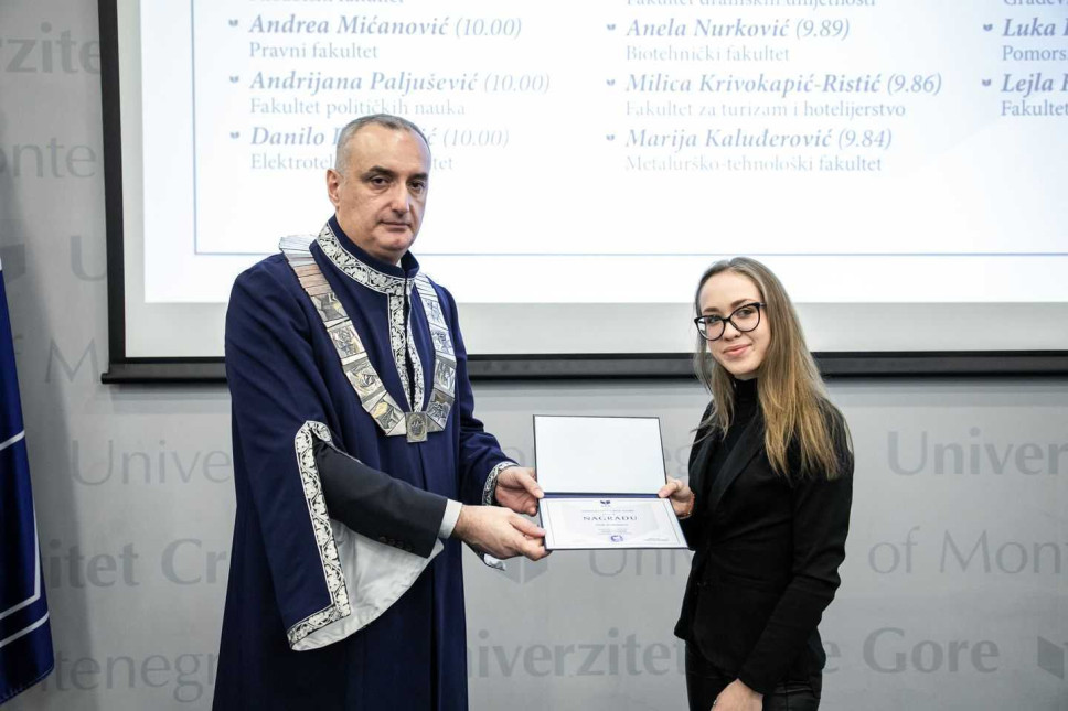 Neda Stojkanović, najbolji student Muzičke akademije za studijsku 2019/20. godinu 