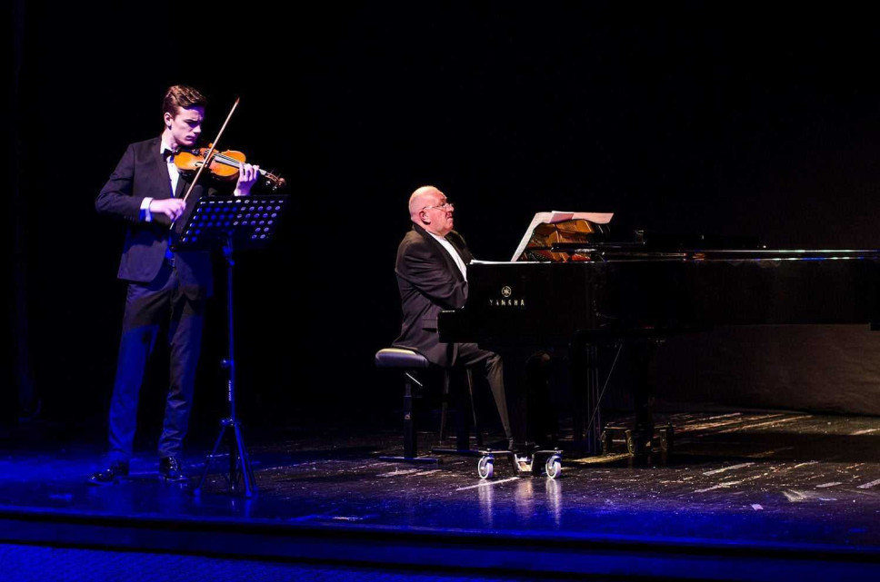 Viktor Huter, student violine  u klasi prof. Vujadina Krivokapića održao resital u KIC Budo Tomović