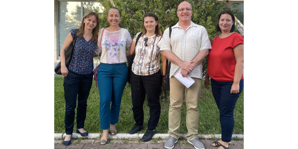 Tretman ranjivih grupa u medijskom diskursu u Sloveniji i Crnoj Gori