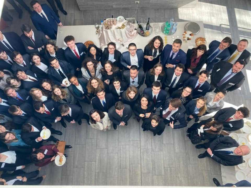 Konkurs za nove članove Vis Moot UCG tima za 2021/22.