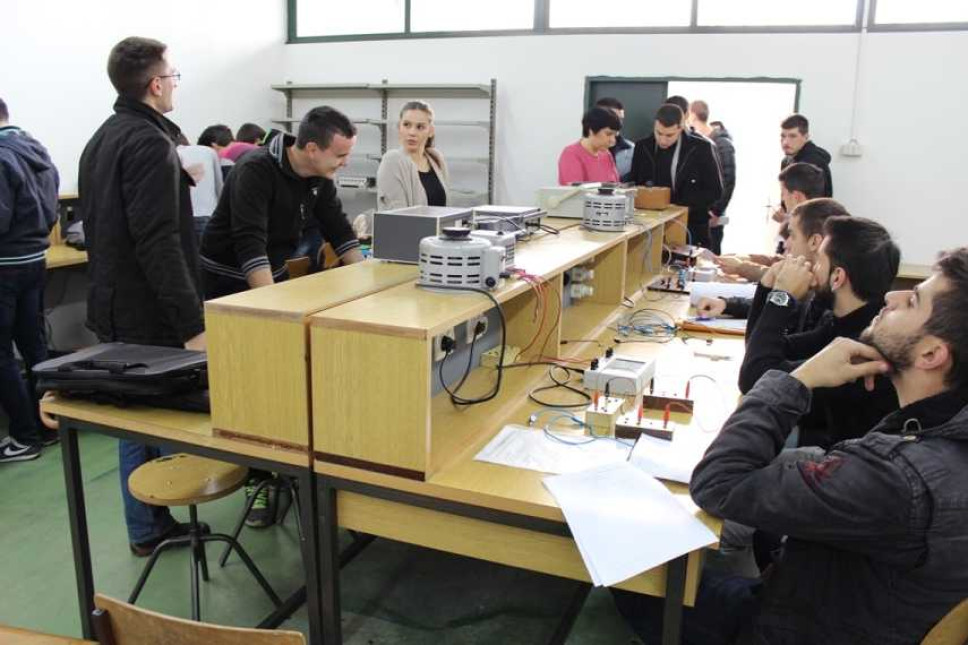 Laboratory for basics of electrical engineering and circuit theory