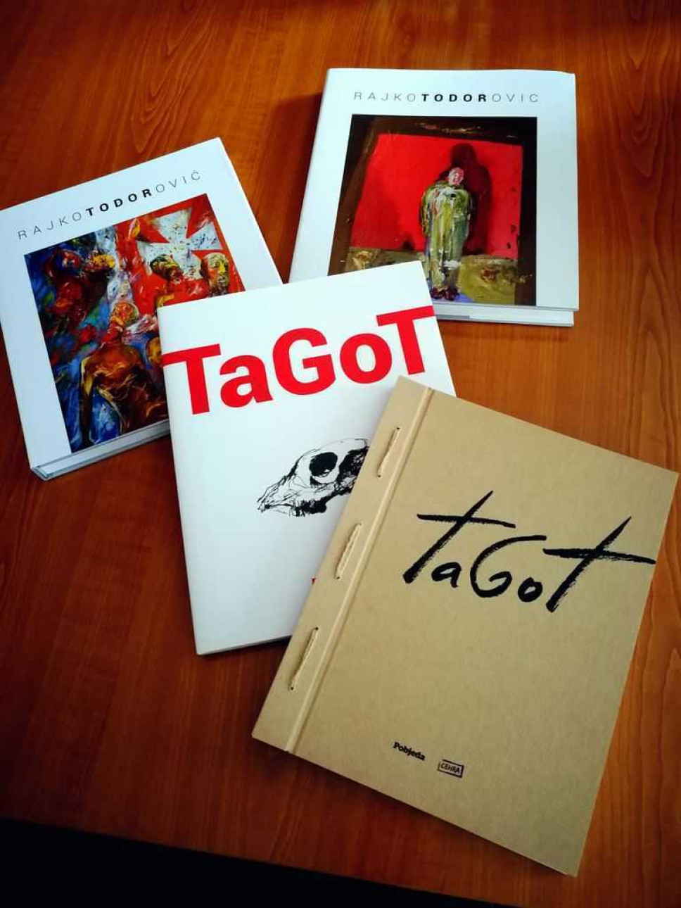 Biblioteci Fakulteta donirane Monografije akademskog slikara Rajka Todorovića Todora