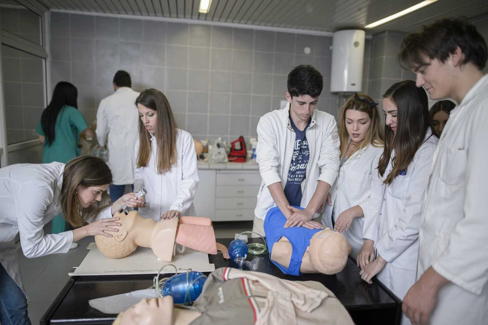 Medicinari imaju veliku perspektivu u zemlji i inostranstvu