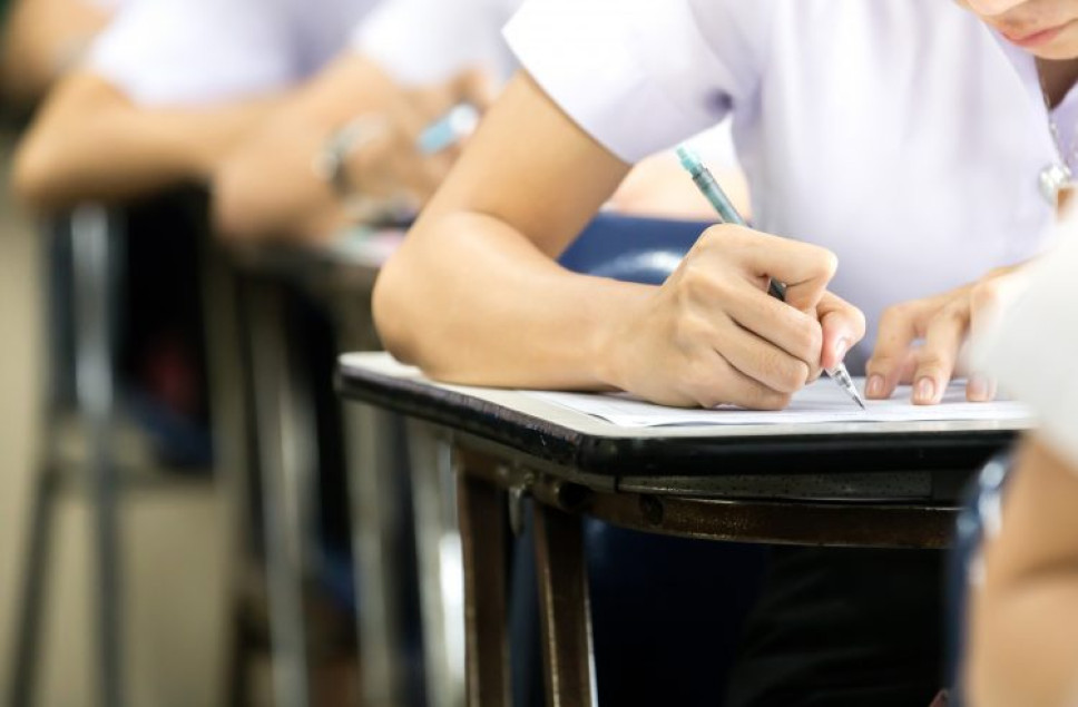 Obavjestenje o polaganju testa za kandidate bez položene eksterne mature i spisak kandidata