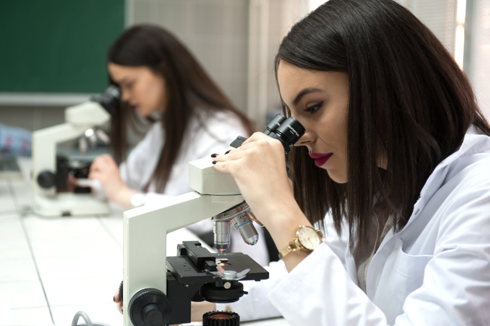 Za drugi upisni rok na Medicinskom fakultetu 48 mjesta na Medicini i 17 slobodnih mjesta na Stomatologiji 
