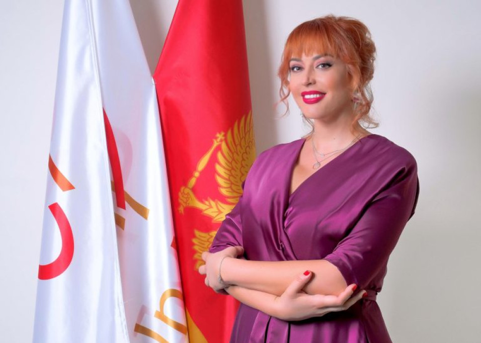 Biografija - Mugoša Snežana