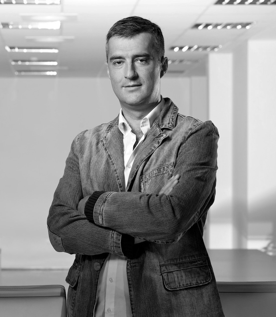 Biografija - Komatina F. Dragan