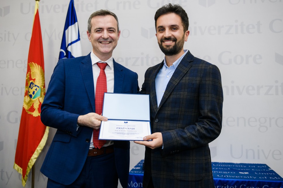 Profesor PMF-a Đorđije Vujadinović dobitnik priznanja Univerziteta Crne Gore