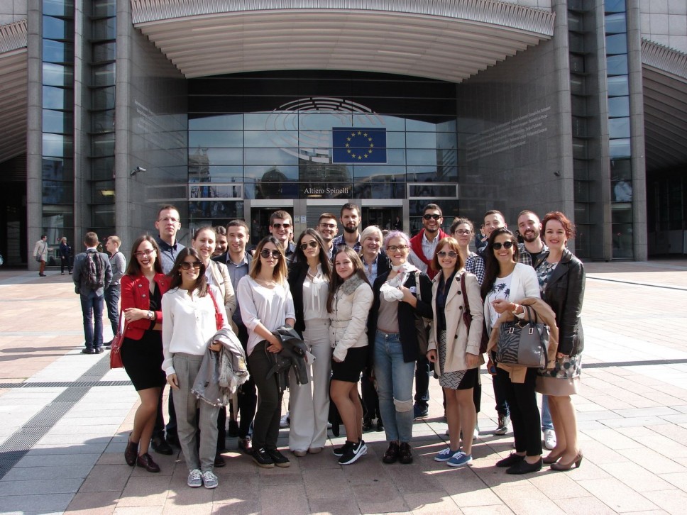 Studenti Ekonomskog fakulteta u studijskoj posjeti institucijama EU U Briselu