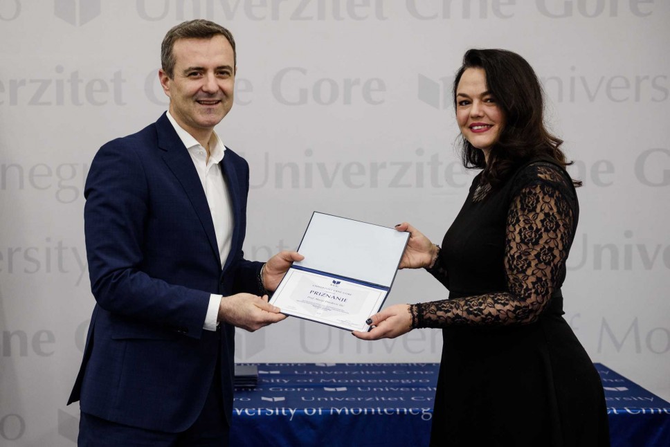 Priznanje Univerziteta Crne Gore za profesoricu Muzičke akademije Mariju Đurđević Ilić