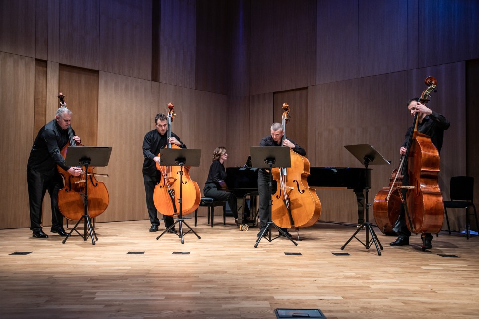 Koncert kvarteta kontrabasa “BASSONEGRO” u kamernoj sali Muzičkog centra Crne Gore