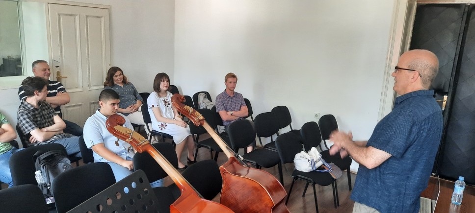 Kontrabasist prof. Eric Hansen održao predavanje na Muzičkoj akademiji