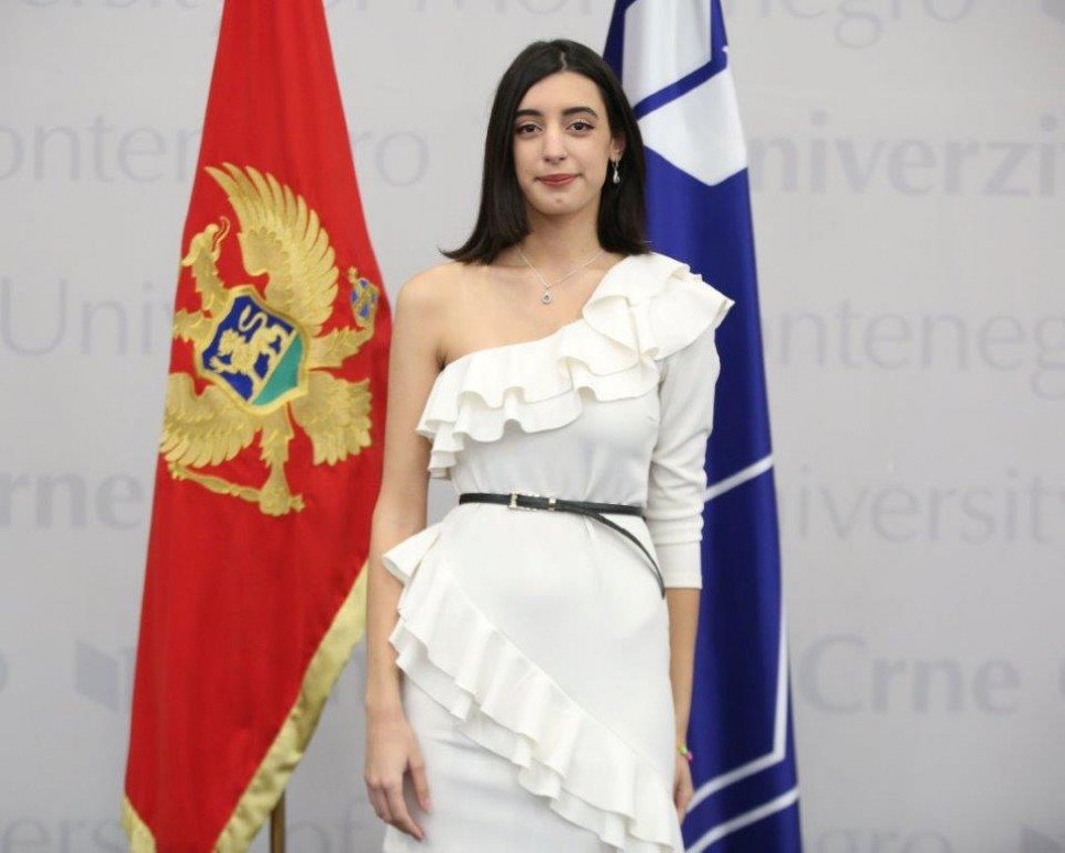 Ana Ivanović, najbolja studentkinja Fakulteta likovnih umjetnosti za studijsku 2020/21. godinu