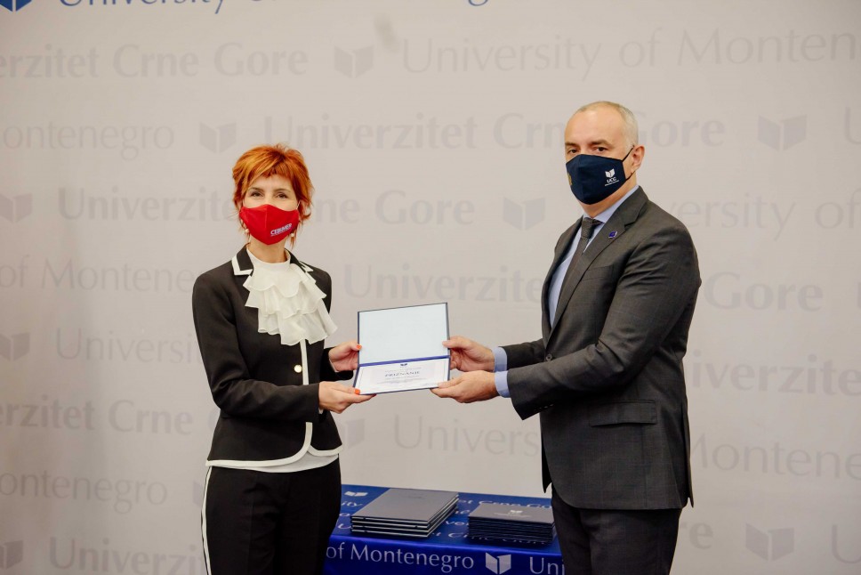 Nagrađena doc. dr Snežana Pantović: Moja nagrada je nagrada za cijeli Medicinski fakultet