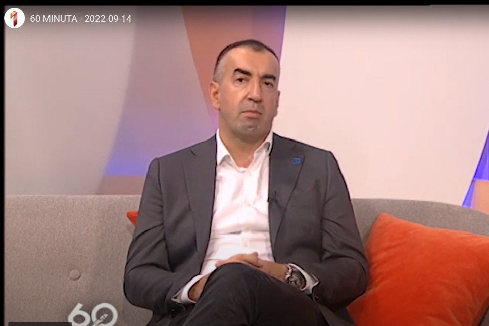 Dekan Vujadinović o e-mobilnosti u Crnoj Gori i okruglom stolu na tu temu za TV Prva