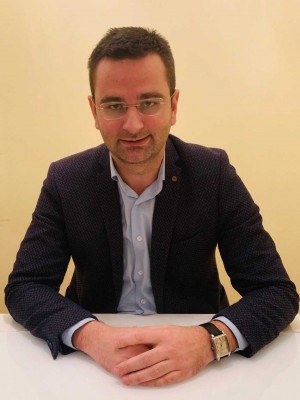 dr Petar Šturanović