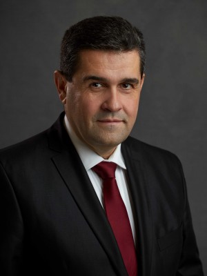dr Radoslav Tomović