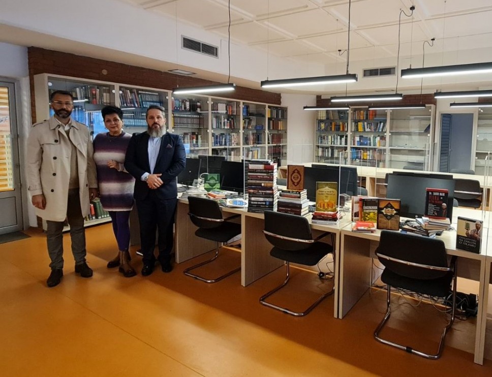 Islamski kulturni centar donirao knjige Biblioteci